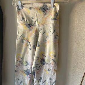 4 pair of leggings!! Maurice’s and old navy leggings lot of 4 size xs